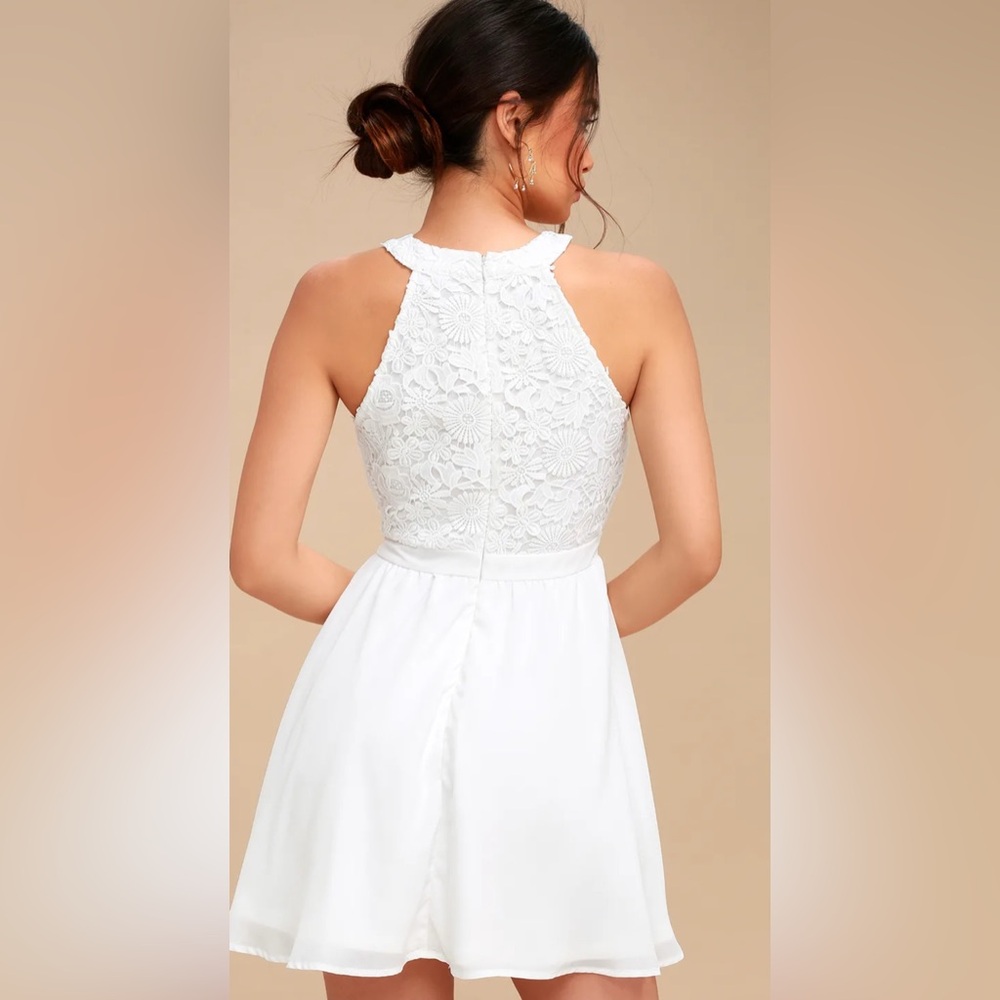 Lulu’s NWOT white lace top mini skater dress size XS - Picture 2 of 12